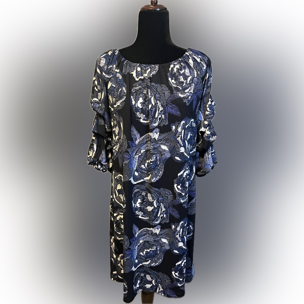 Prelude Floral Print Dress with Blue and White Accents size M
